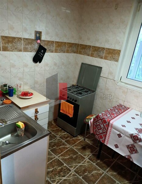 Nitu Vasile, Brancoveanu, vanzare apartament.